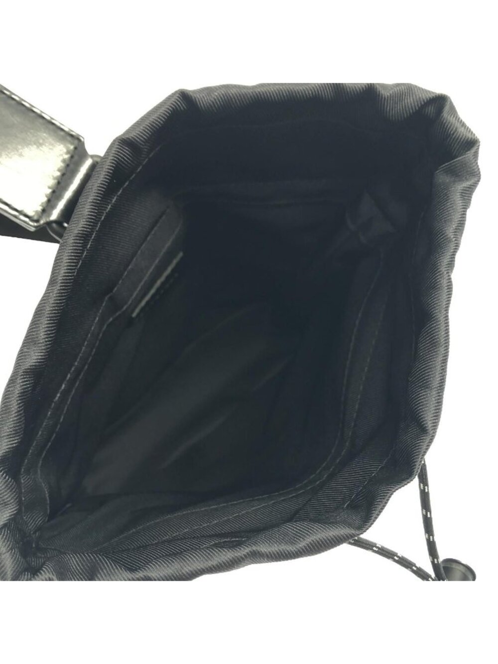 Louis Vuitton Monogram Logo Chalk Sling - Picture 6 of 7